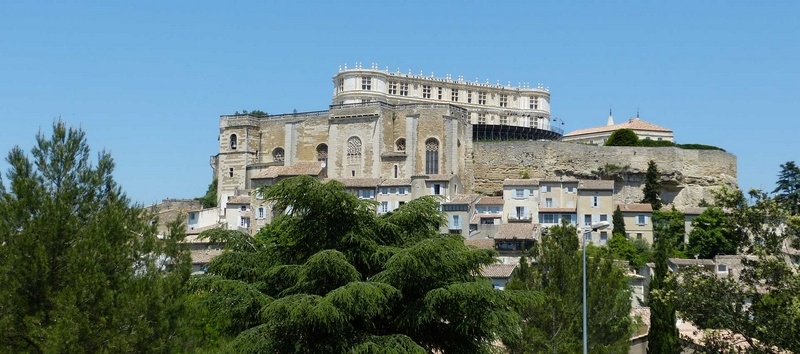 chateau_grignan-2.jpg